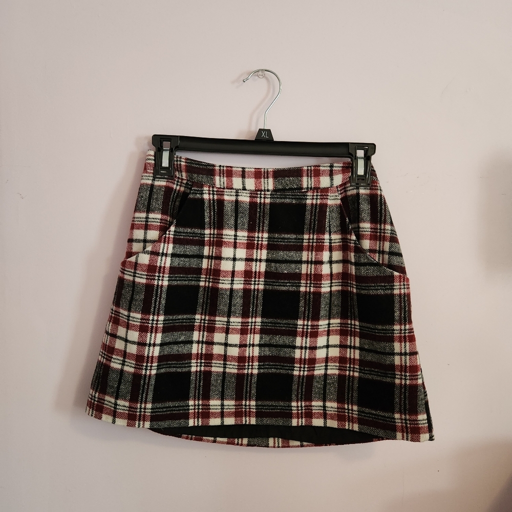 Forever 21 Black & Red Plaid Wool Mini Skirt size S